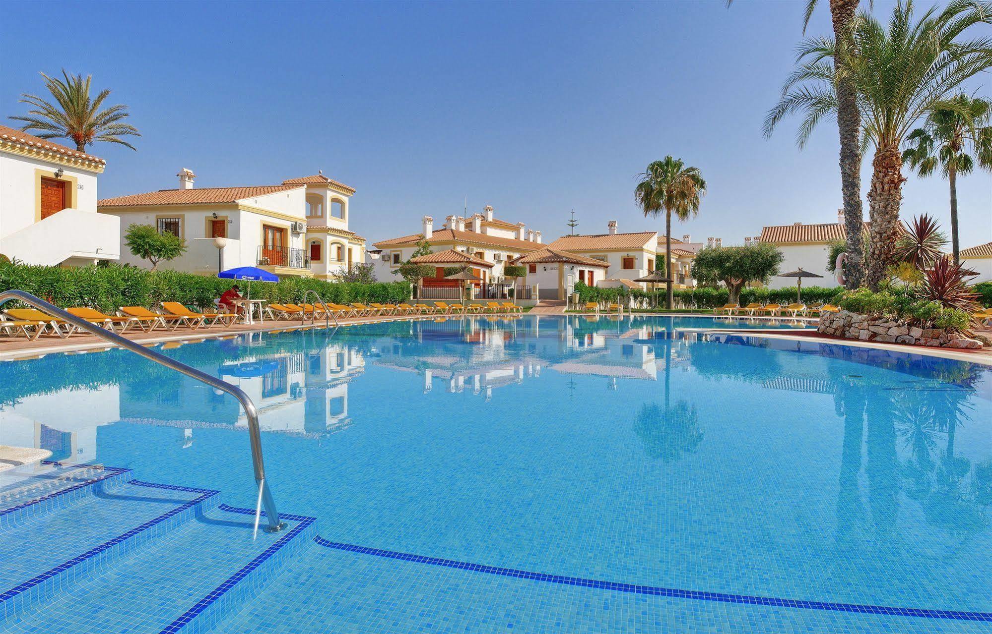Infinity Beach Resort L'Île-Rousse Dış mekan fotoğraf